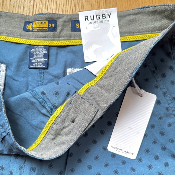 Men’s Blue Printed Stretch Twill Short NWT Size 34 - Picture 2 of 5